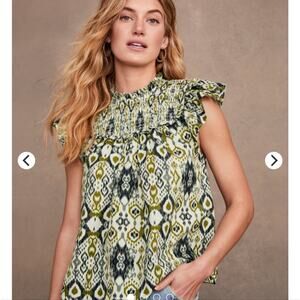 NEW Women's The Odells Rhia Top Green White Smocked XS